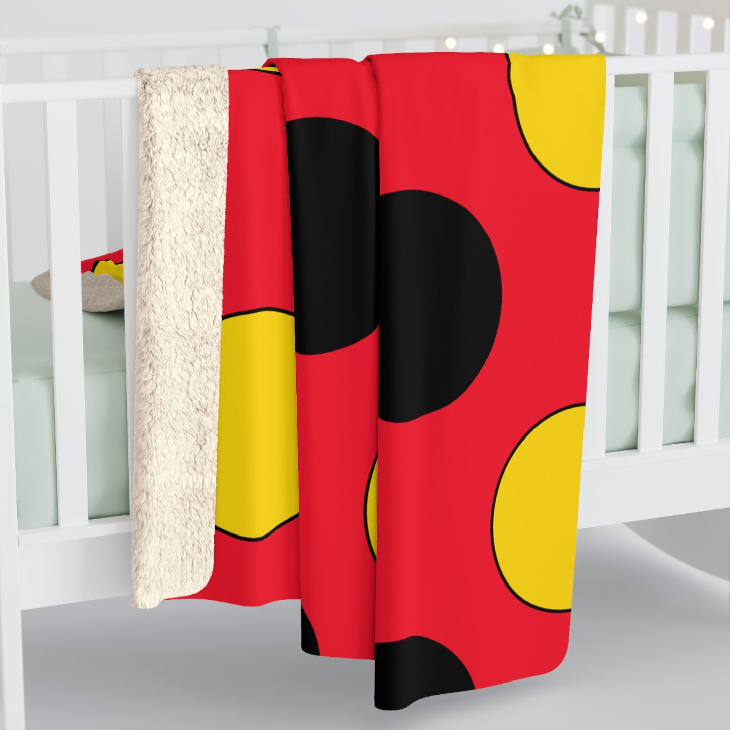 Belgium Retro Polka Dots Blanket Throw