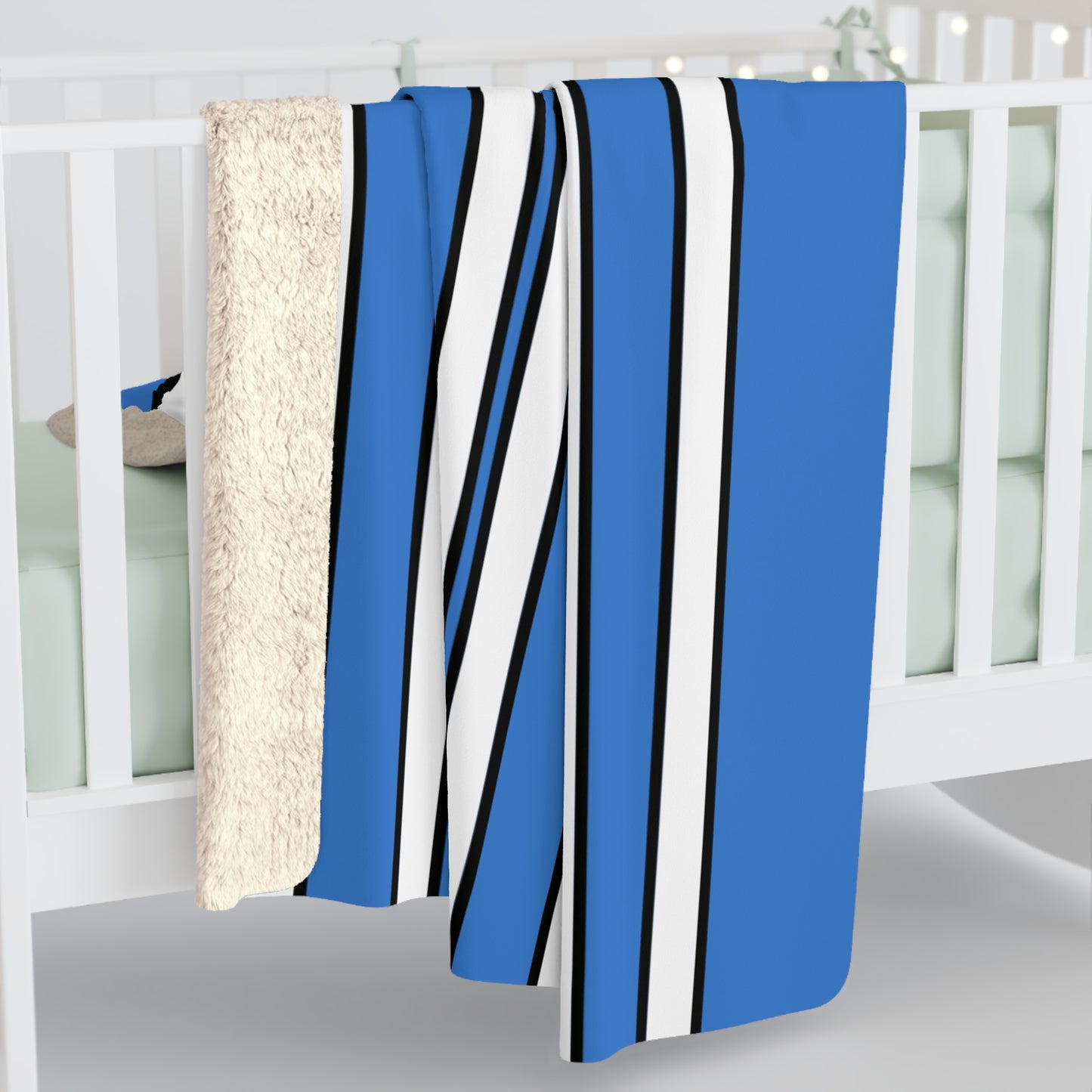 Antarctica Retro Stripes Blanket Throw