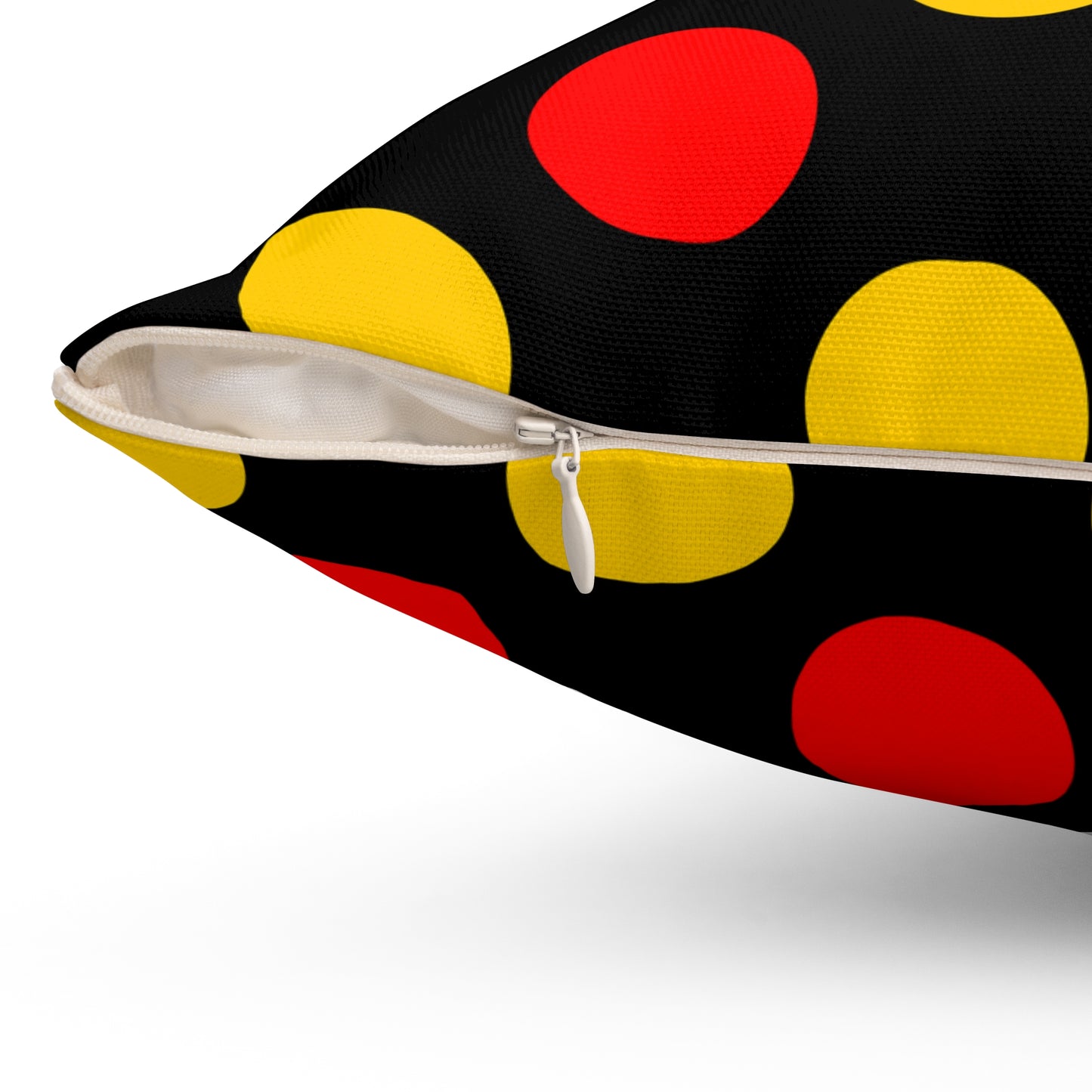 Germany Retro Polka Dots Cushion Pillow