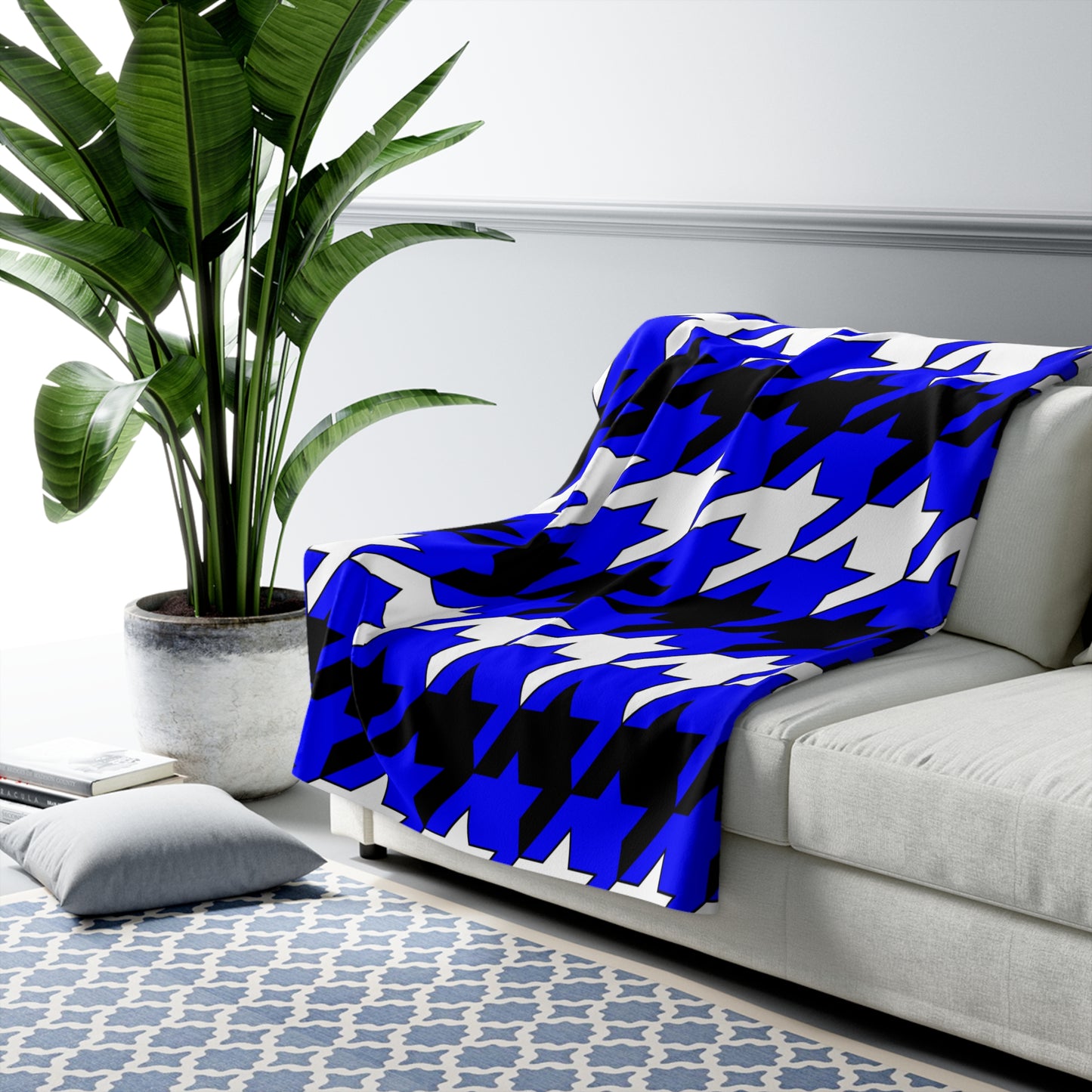 Blue, Black, White Retro Houndstooth Blanket Throw