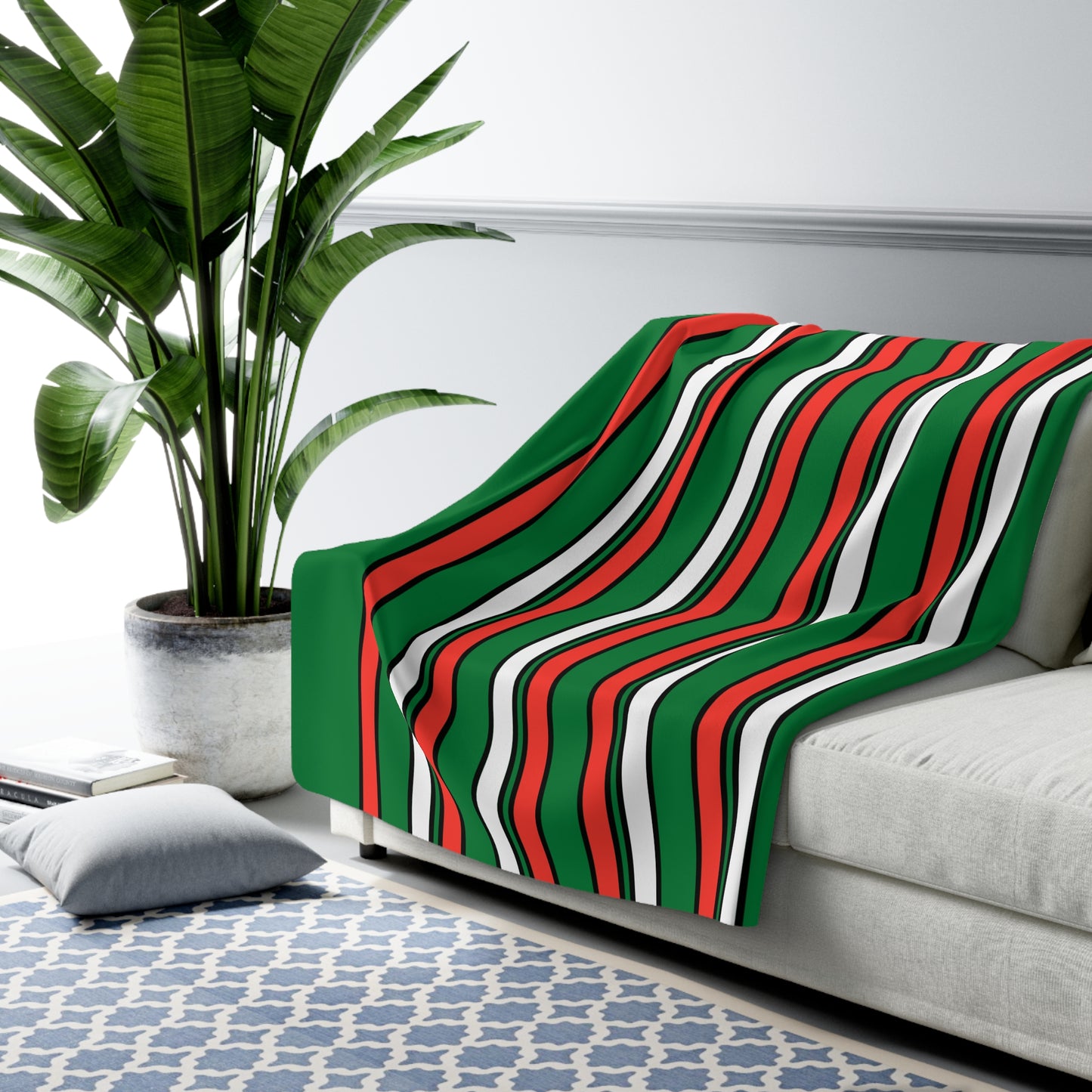Madagascar Retro Stripes Blanket Throw