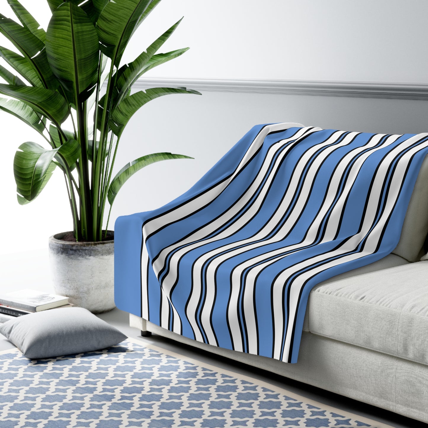 Micronesia Retro Stripes Blanket Throw