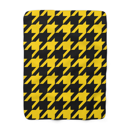 Gold, Black Retro Houndstooth Blanket Throw