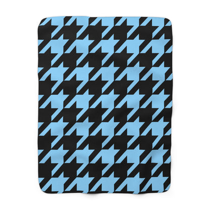 Light Blue, Black Retro Houndstooth Blanket Throw