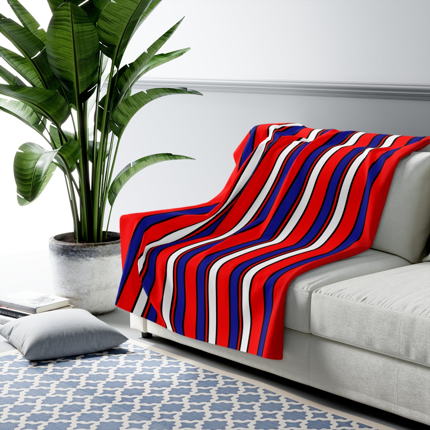 Croatia Retro Stripes Blanket Throw