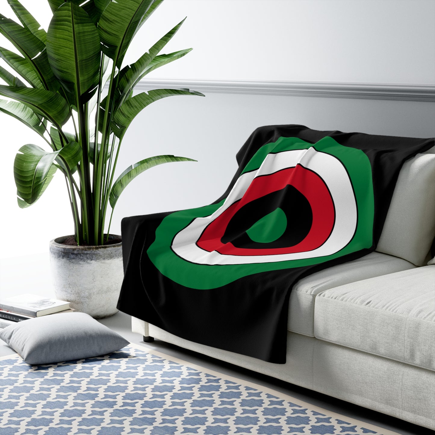 Syria Retro Target Blanket Throw