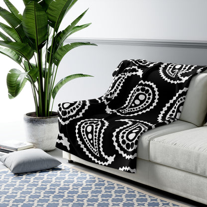 Black, White Retro Paisley Blanket Throw