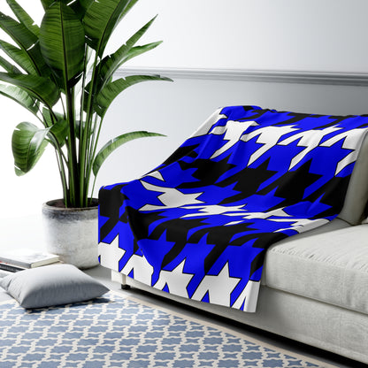 Blue, Black, White Retro Houndstooth Blanket Throw