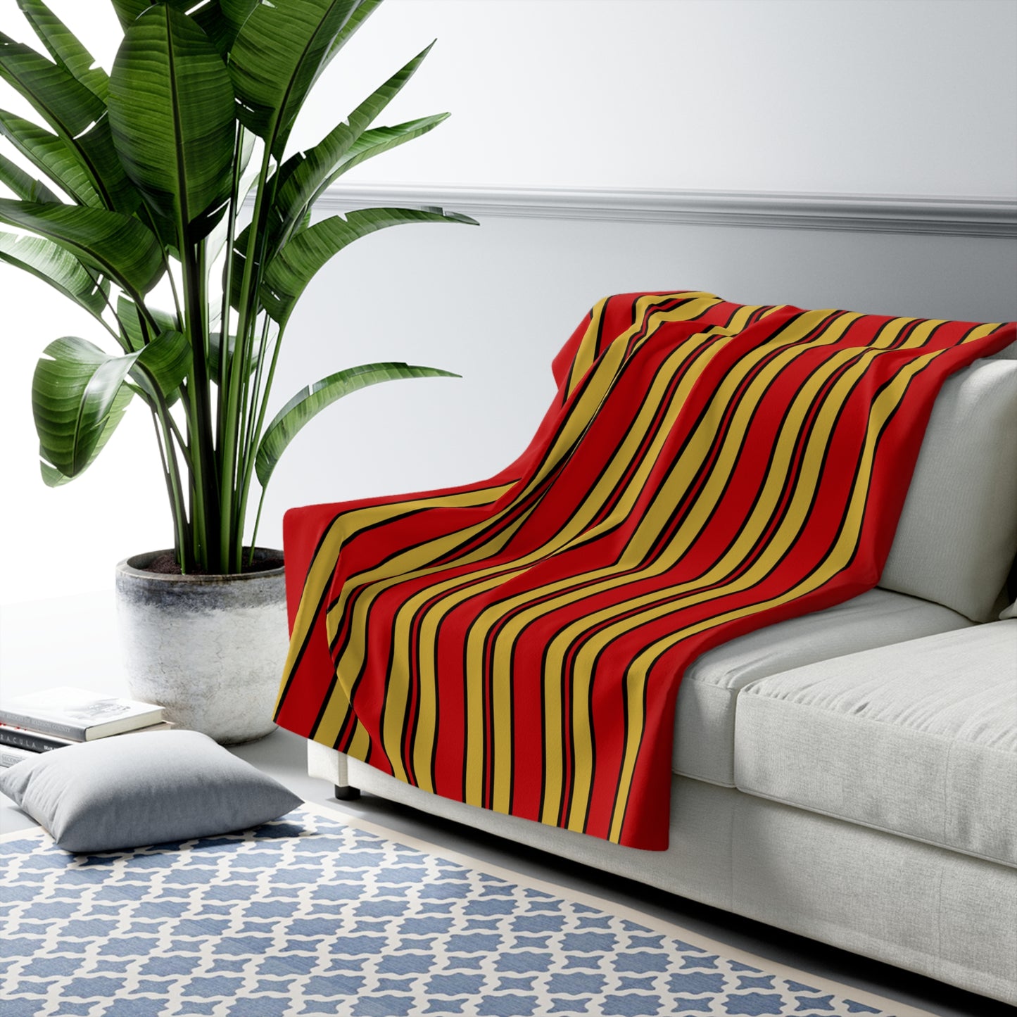 Montenegro Retro Stripes Blanket Throw