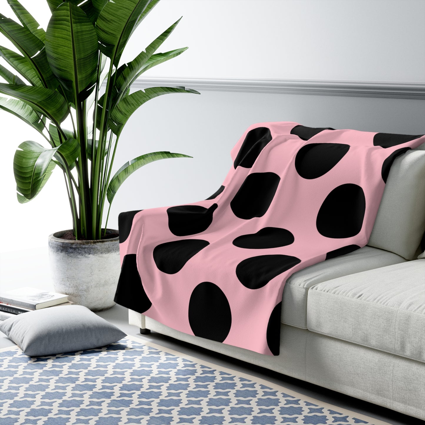 Pink, Black Retro Polka Dots Blanket Throw