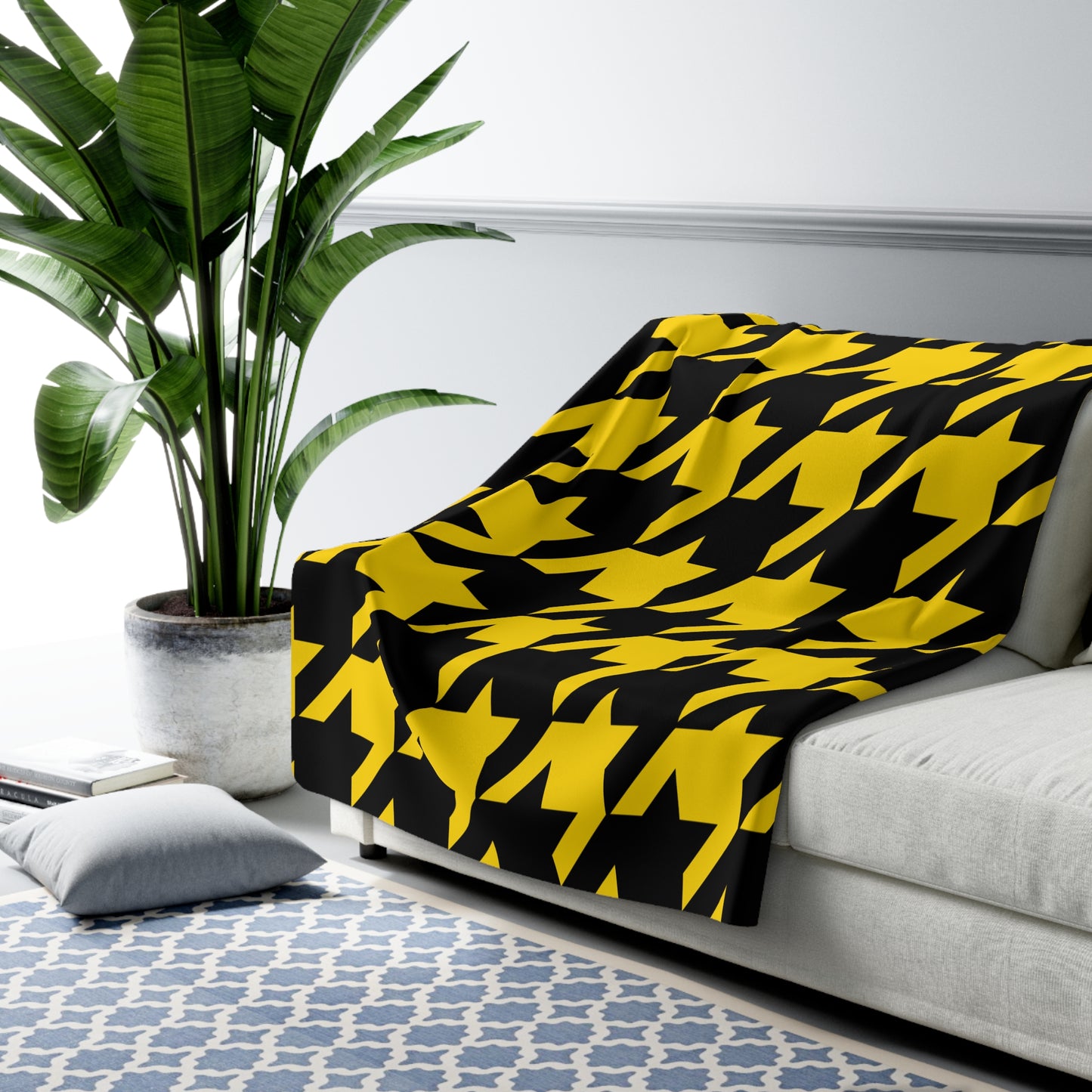 Gold, Black Retro Houndstooth Blanket Throw