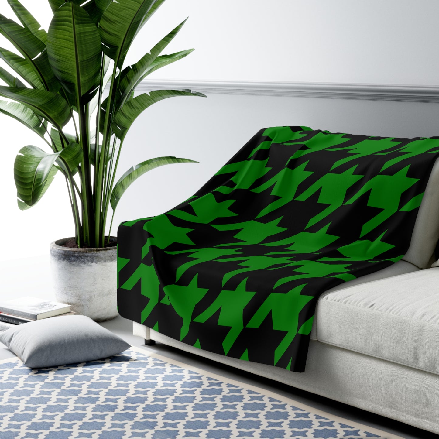 Green, Black Retro Houndstooth Blanket Throw