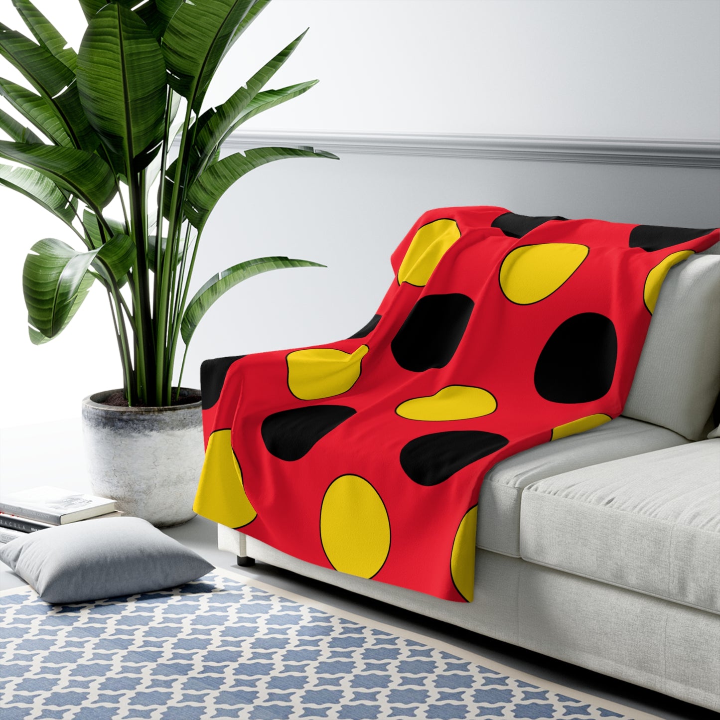 Belgium Retro Polka Dots Blanket Throw