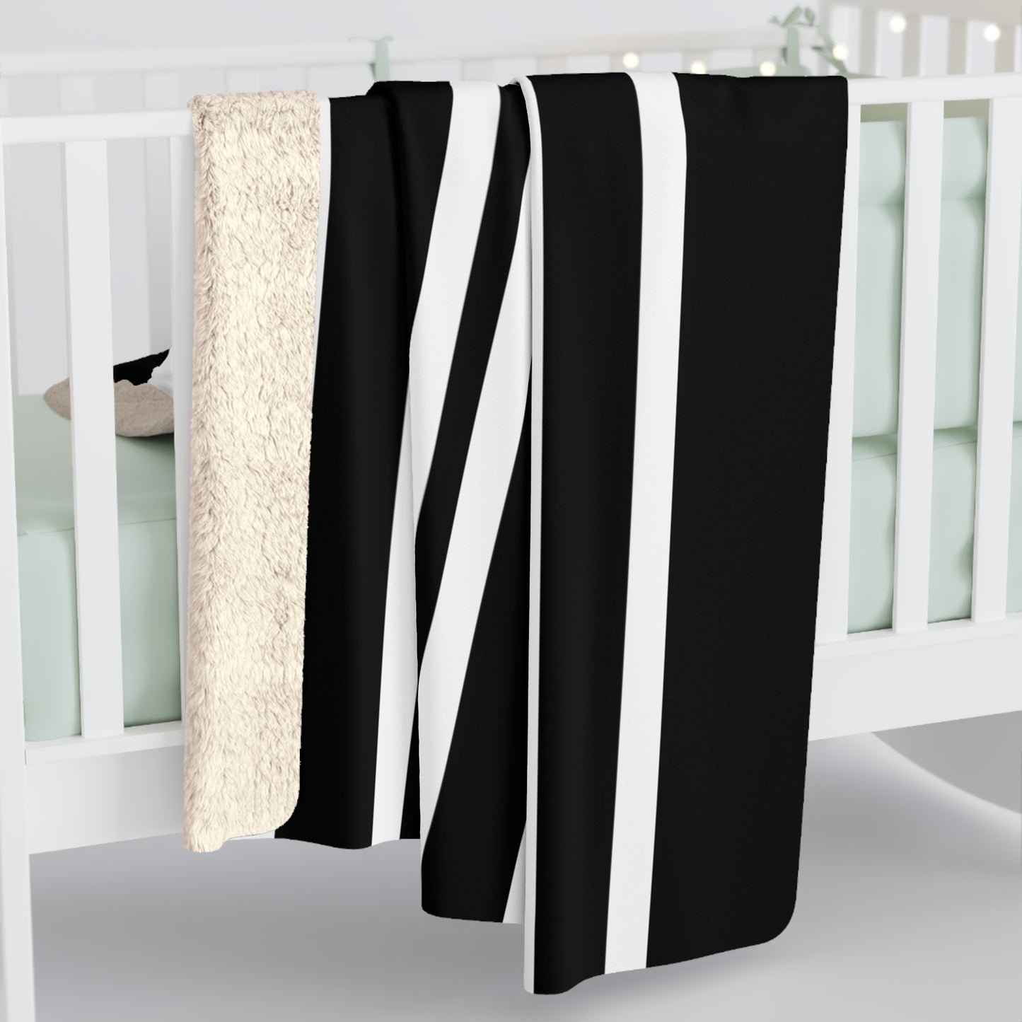 Black, White Retro Stripes Blanket Throw