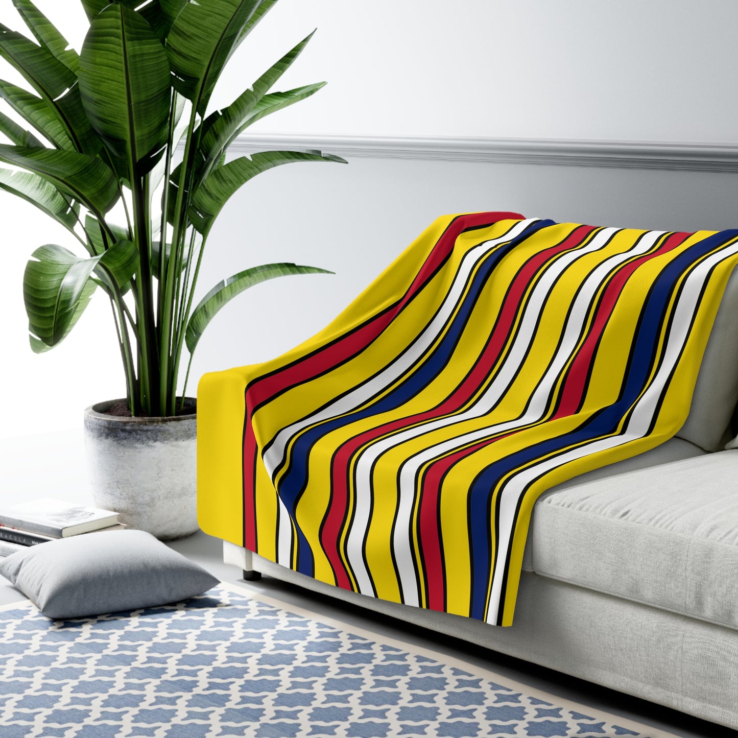 Niue Retro Stripes Blanket Throw