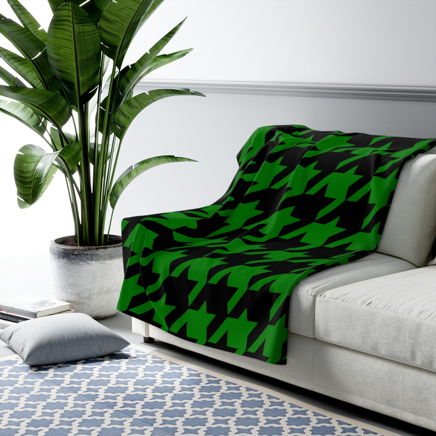 Green, Black Retro Houndstooth Blanket Throw
