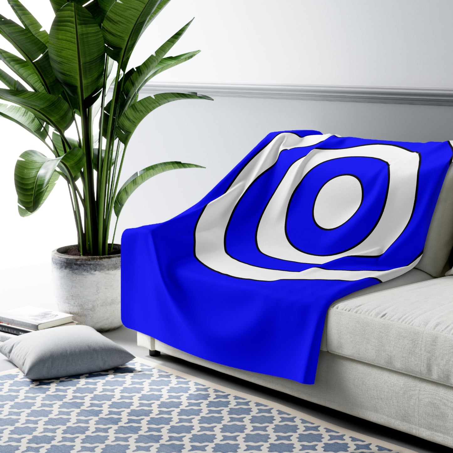 Blue, White Retro Target Blanket Throw