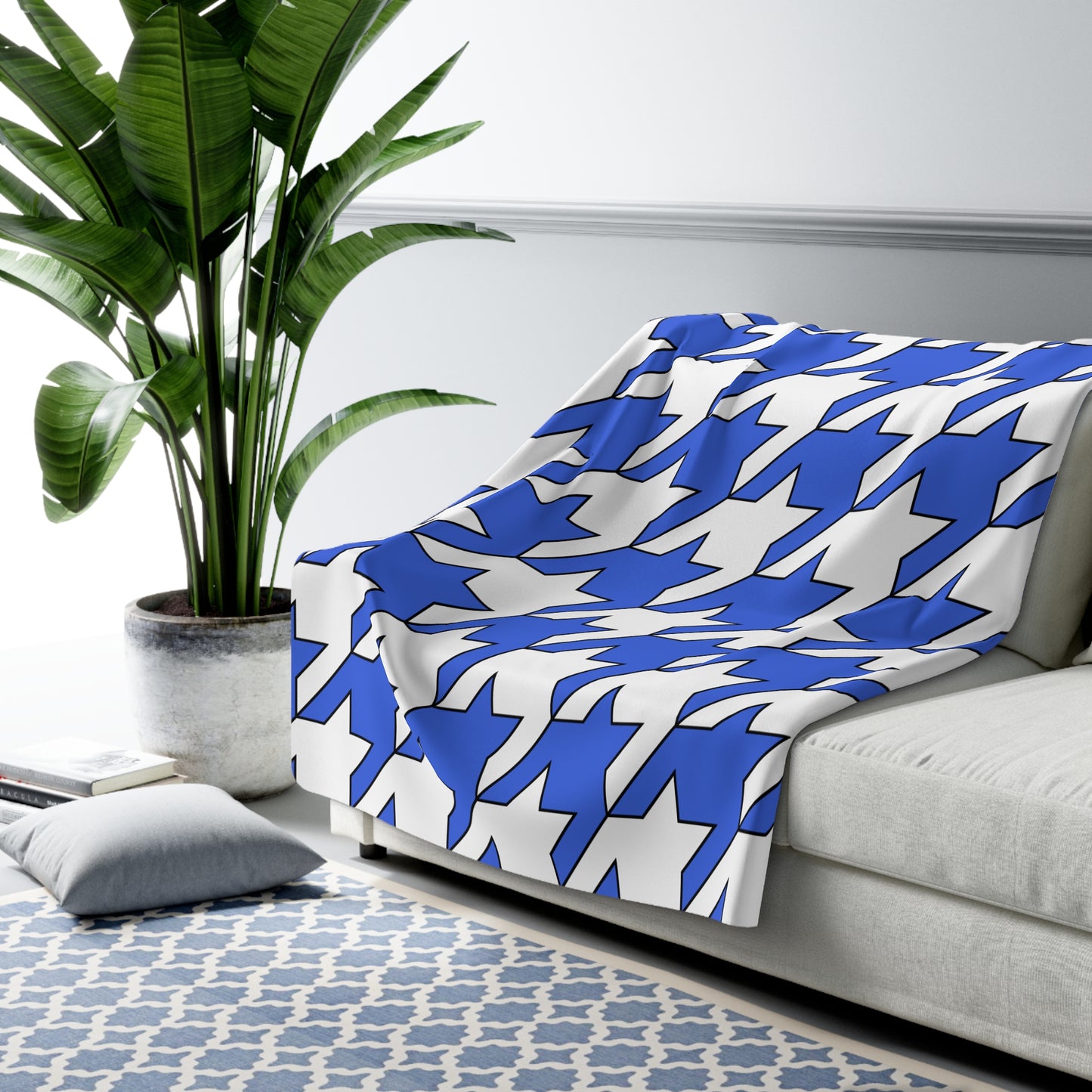 Royal Blue, White Retro Houndstooth Blanket Throw