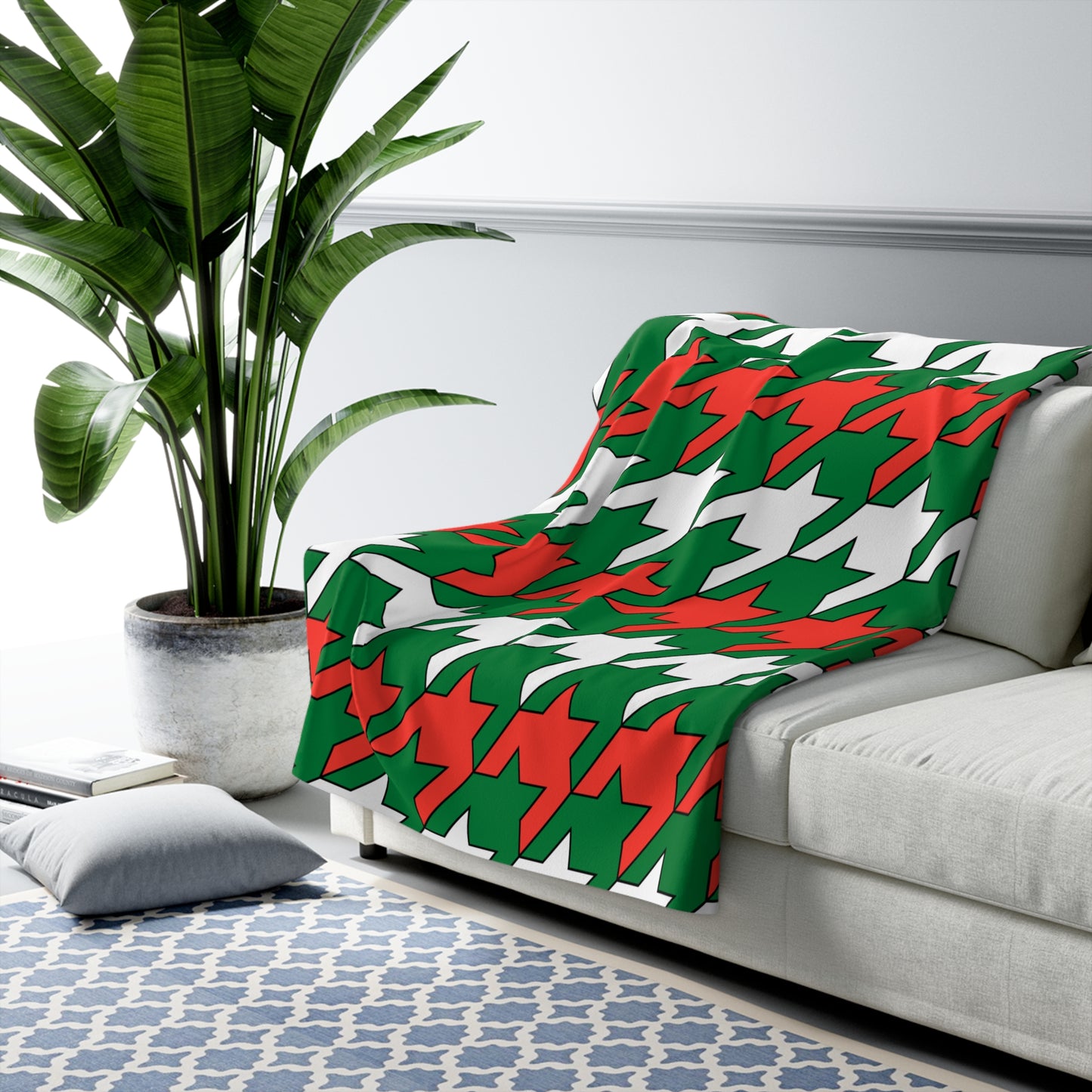 Madagascar Retro Houndstooth Blanket Throw