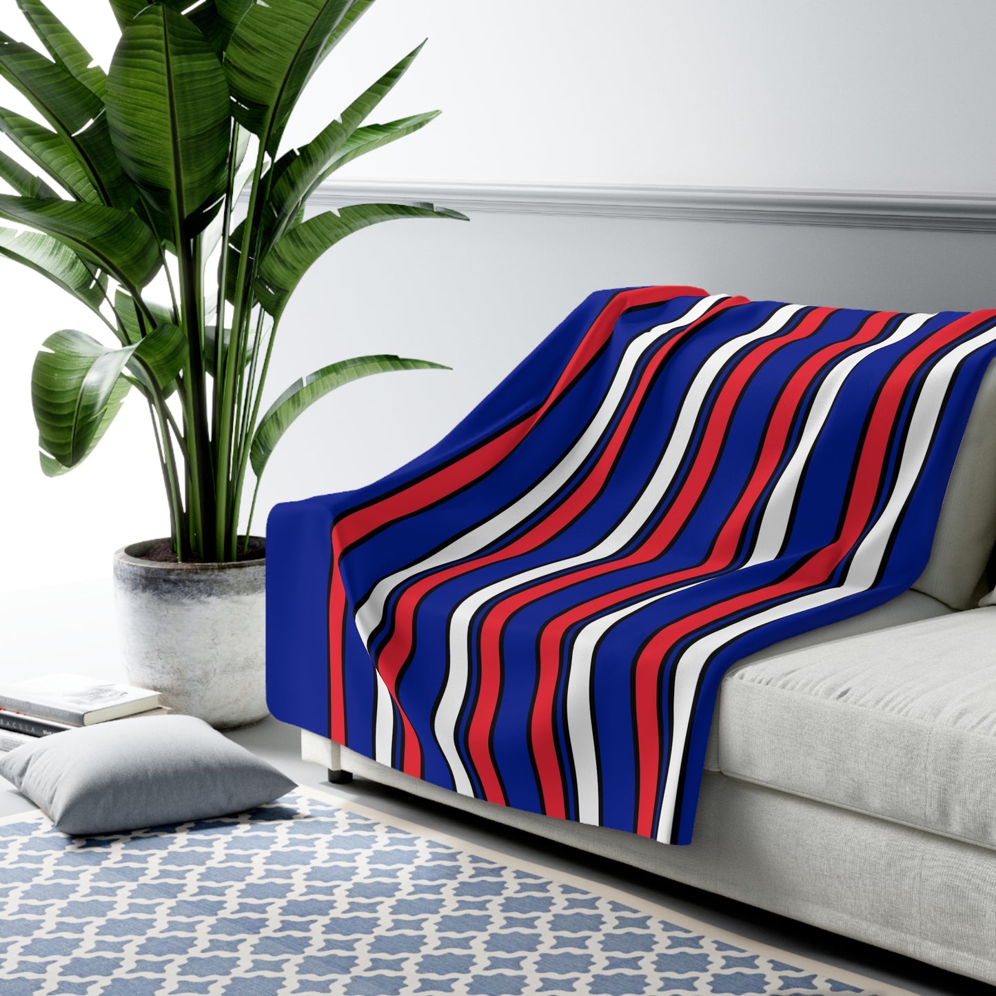 Sint Maarten Retro Stripes Blanket Throw