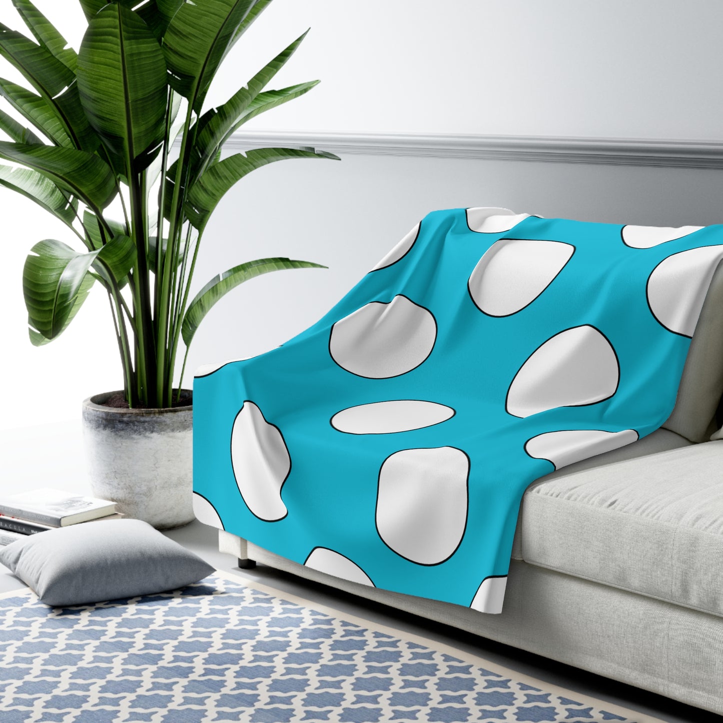 Honduras Retro Polka Dots Blanket Throw