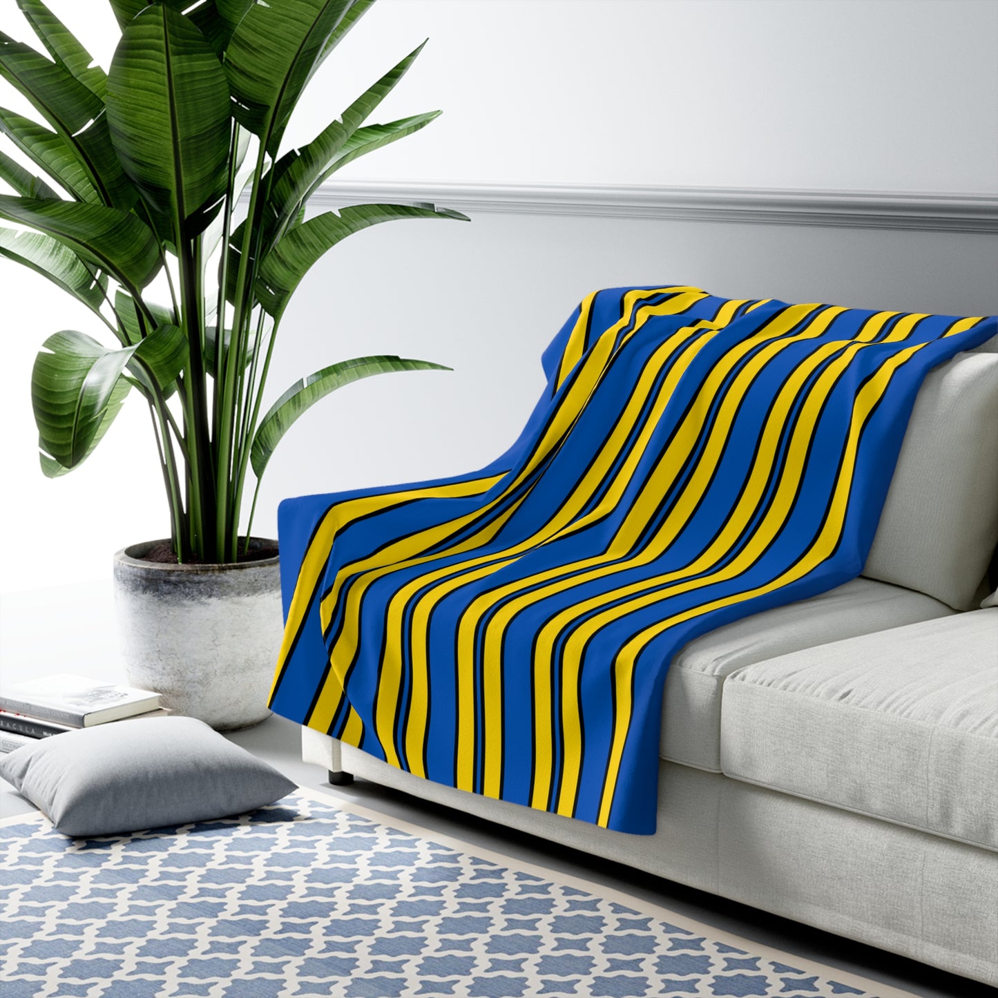 Ukraine Retro Stripes Blanket Throw