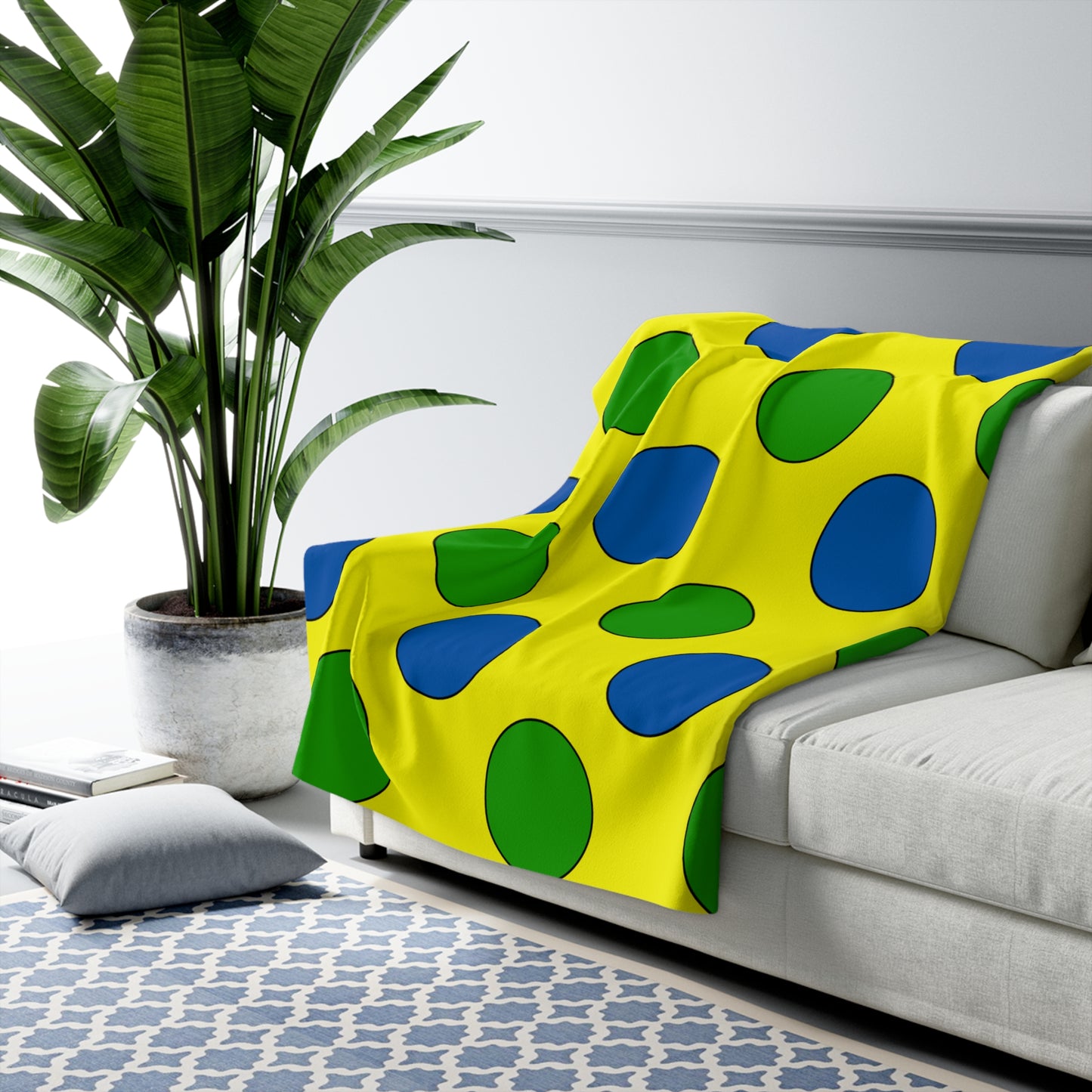 Saint Vincent And The Grenadines Retro Polka Dots Blanket Throw