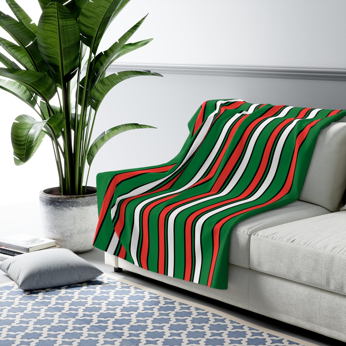Madagascar Retro Stripes Blanket Throw