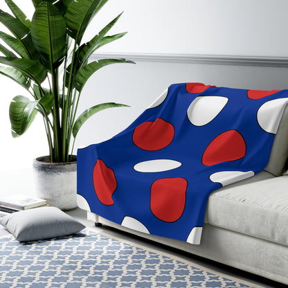 Iceland Retro Polka Dots Blanket Throw