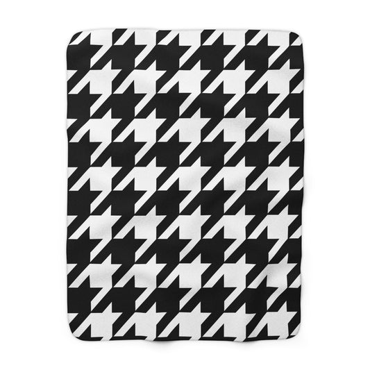 White, Black Retro Houndstooth Blanket Throw