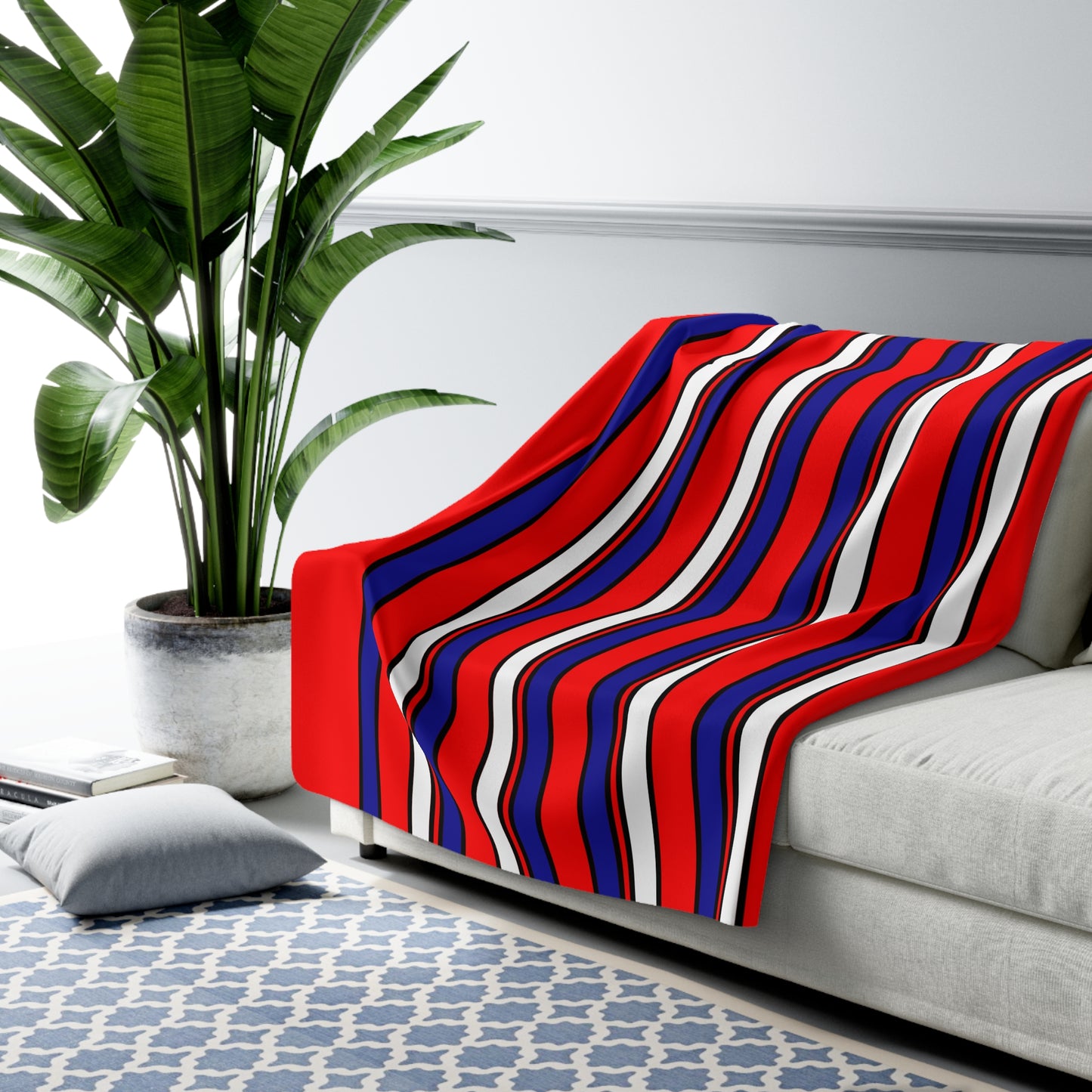 Croatia Retro Stripes Blanket Throw