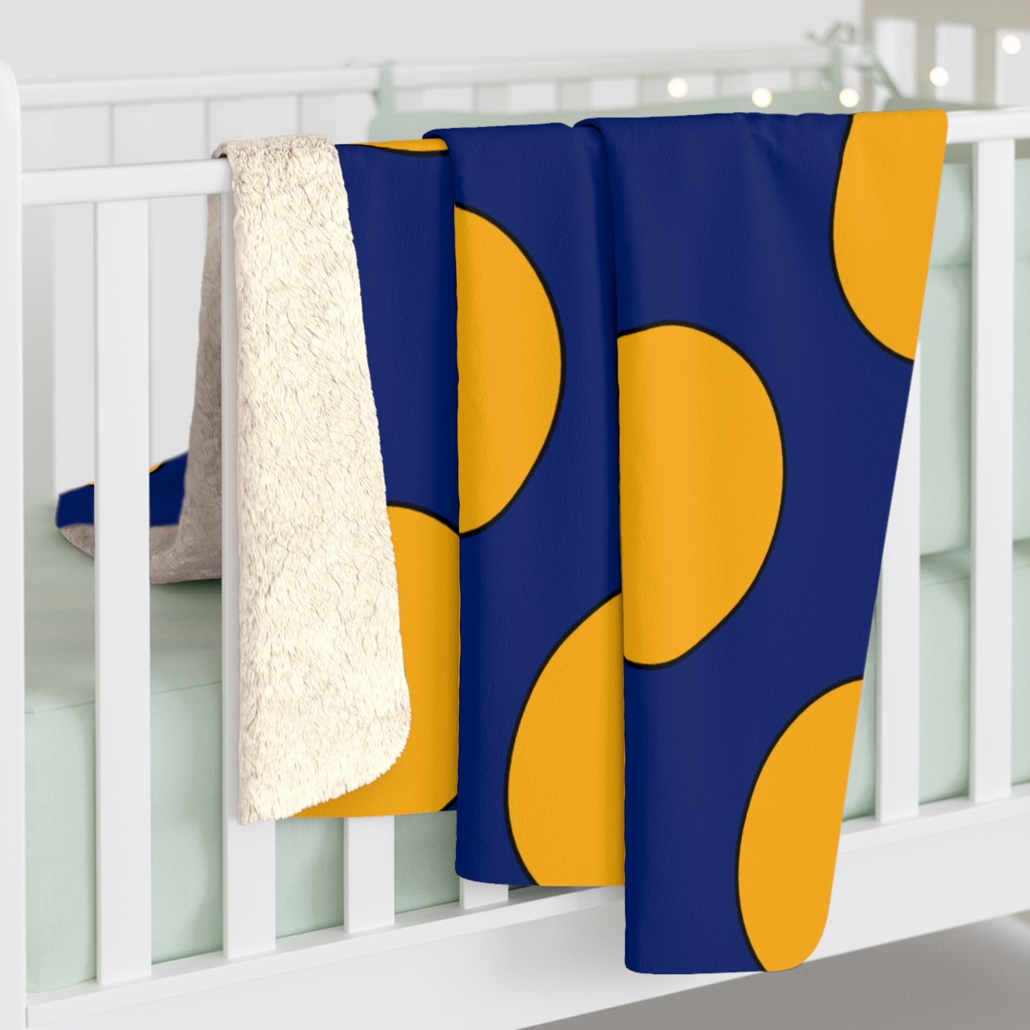 Nauru Retro Polka Dots Blanket Throw