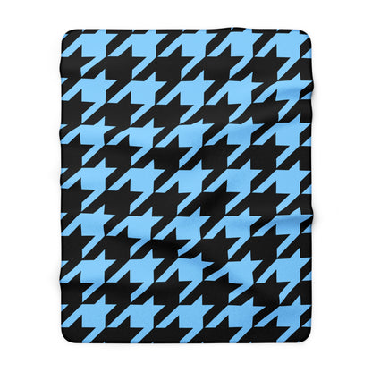 Light Blue, Black Retro Houndstooth Blanket Throw