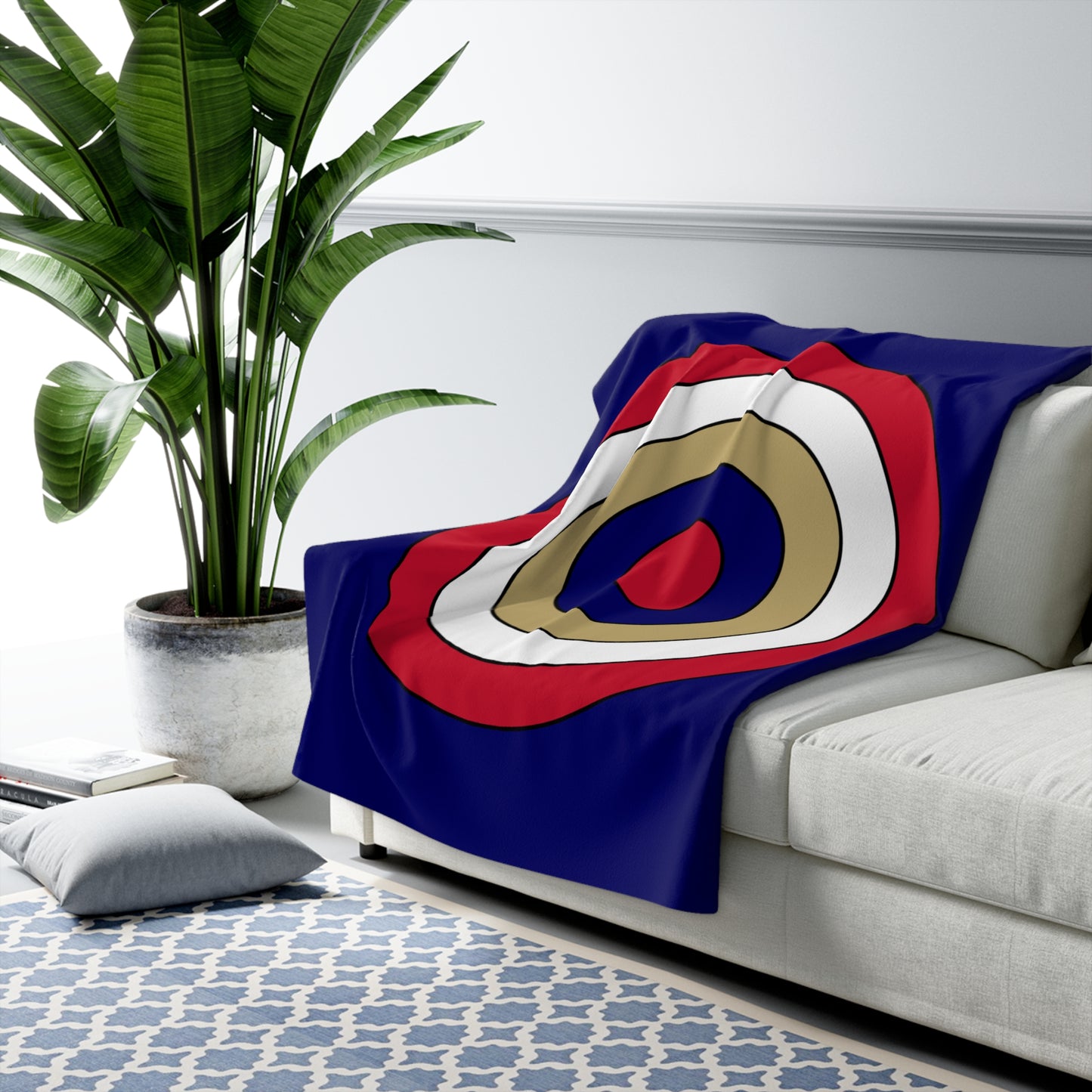 Saint Helena Retro Target Blanket Throw