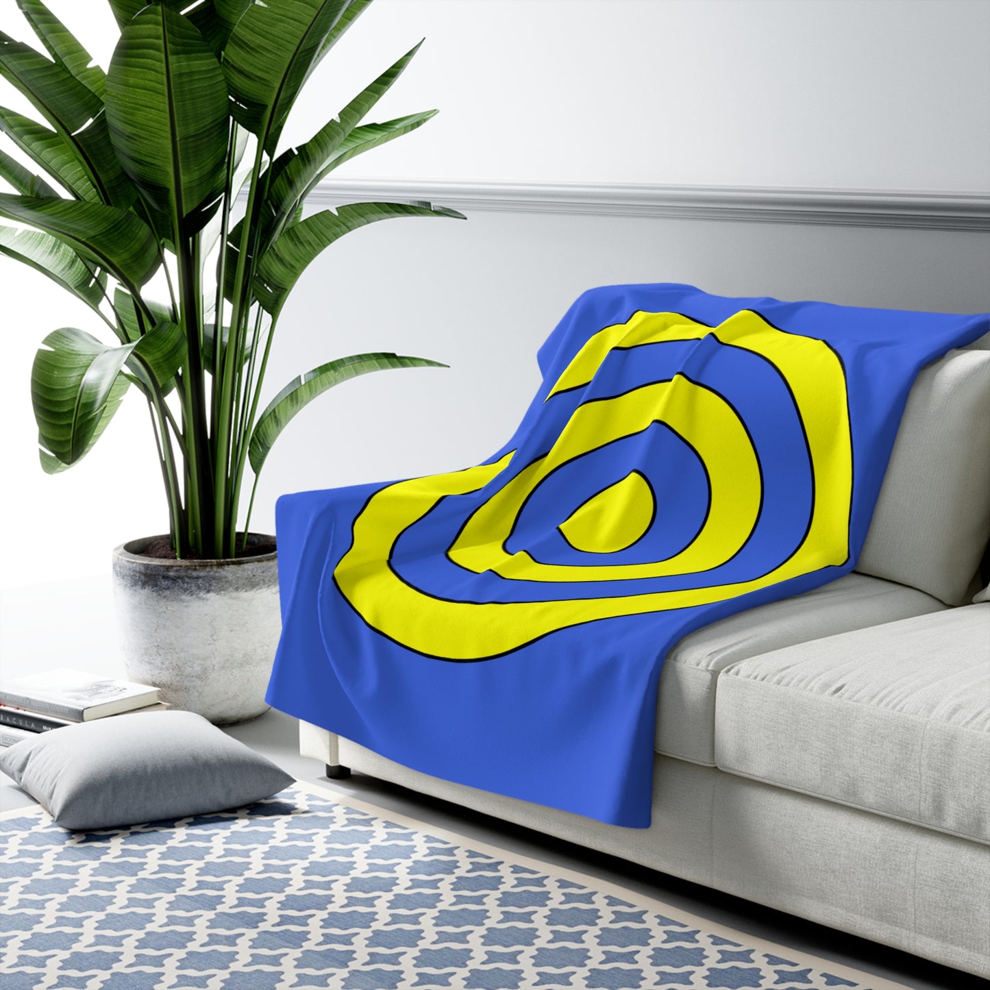 Royal Blue, Yellow Retro Target Blanket Throw