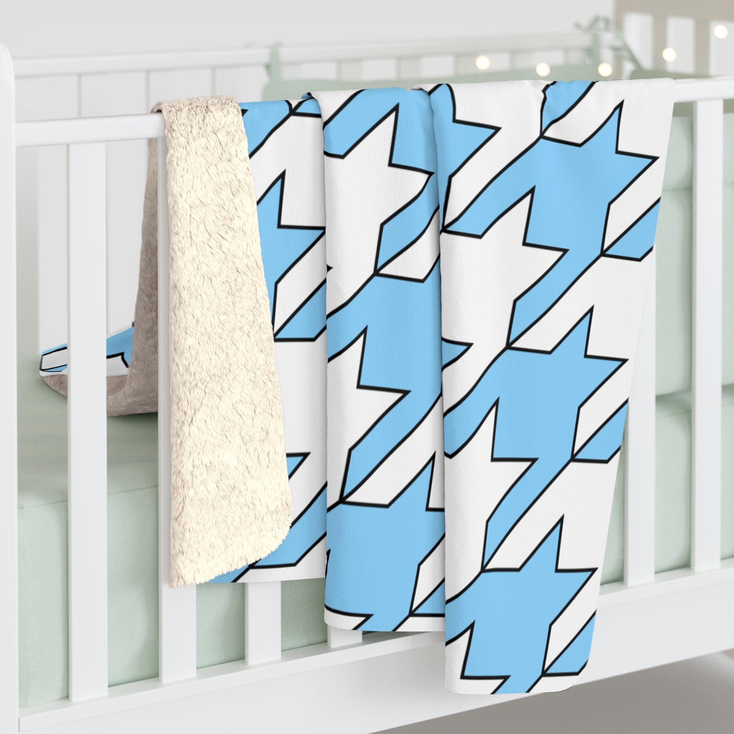 Light Blue, White Retro Houndstooth Blanket Throw