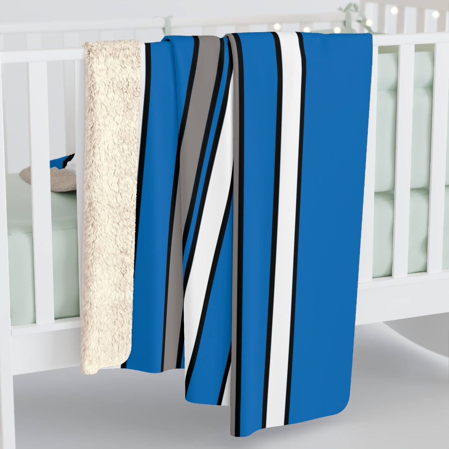 Northern Mariana Islands Retro Stripes Blanket Throw