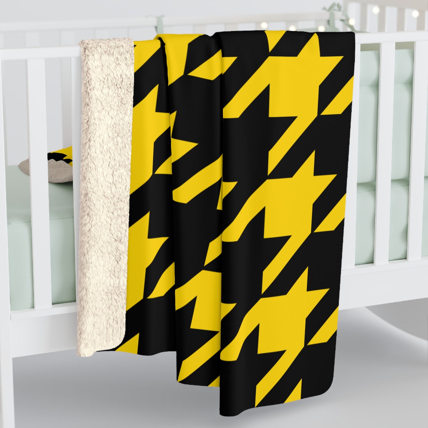 Gold, Black Retro Houndstooth Blanket Throw