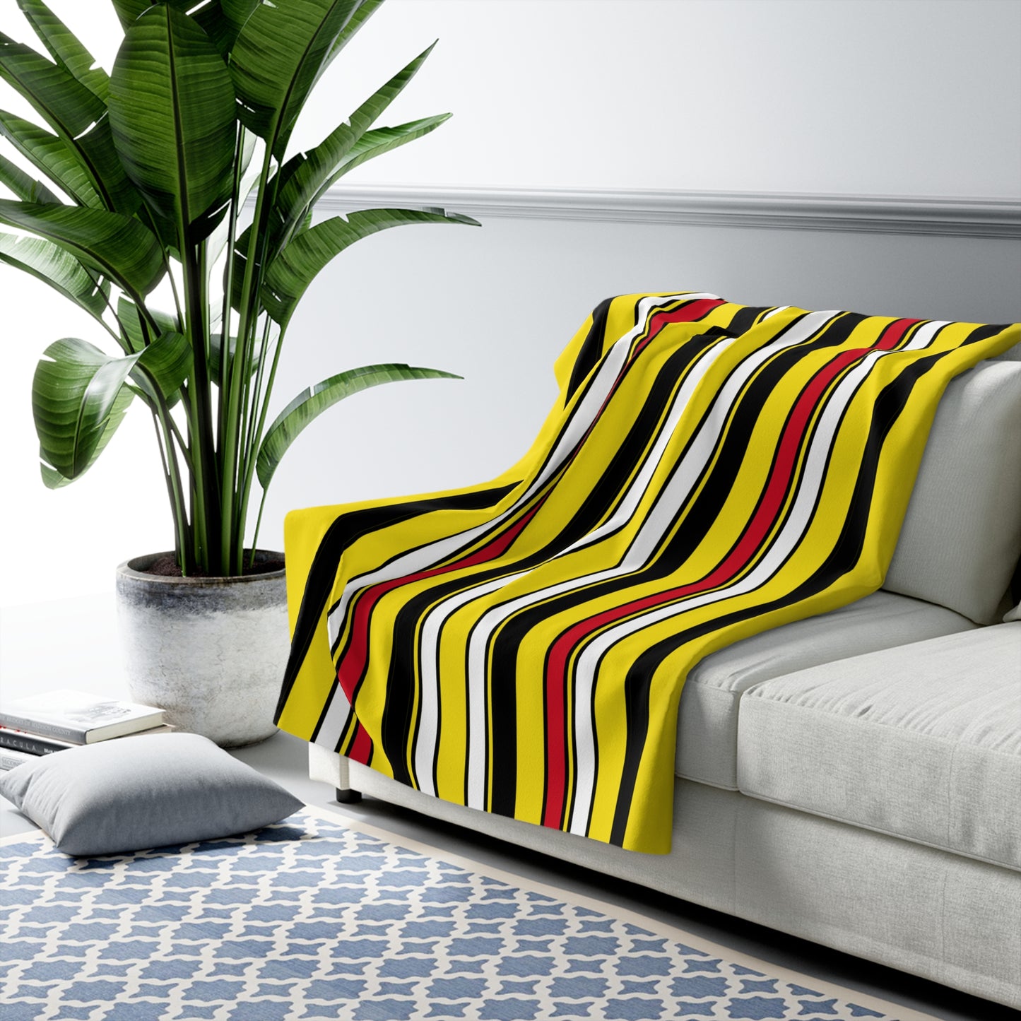 Brunei Darussalam Retro Stripes Blanket Throw