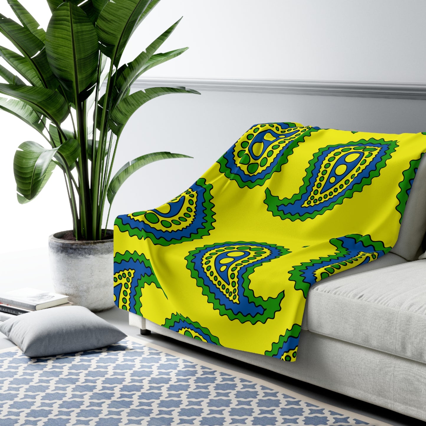 Saint Vincent And The Grenadines Retro Paisley Blanket Throw