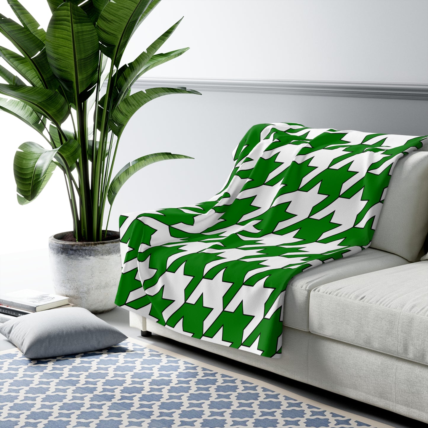 Green, White Retro Houndstooth Blanket Throw