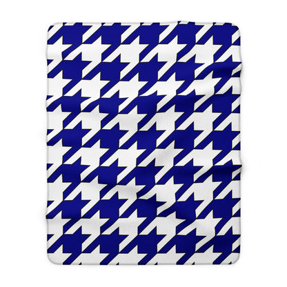 Dark Blue, White Retro Houndstooth Blanket Throw