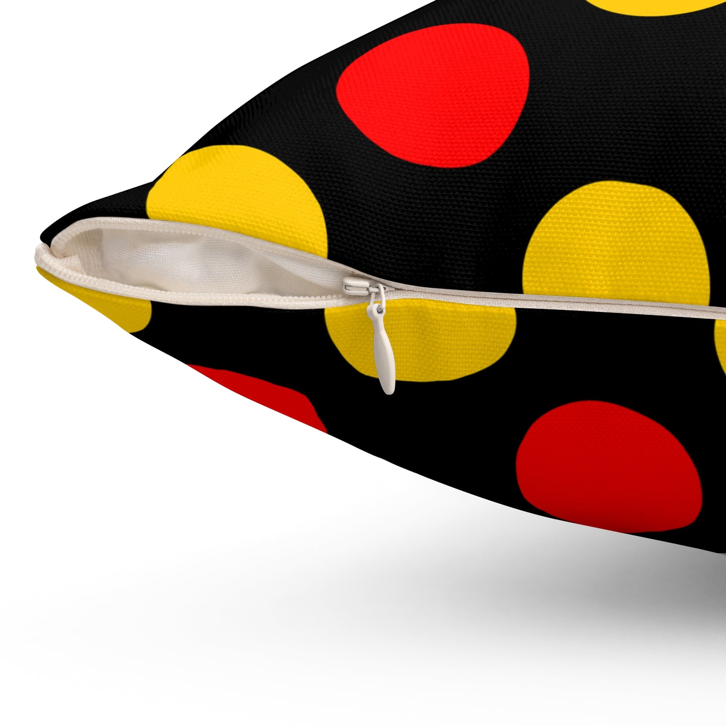 Germany Retro Polka Dots Cushion Pillow