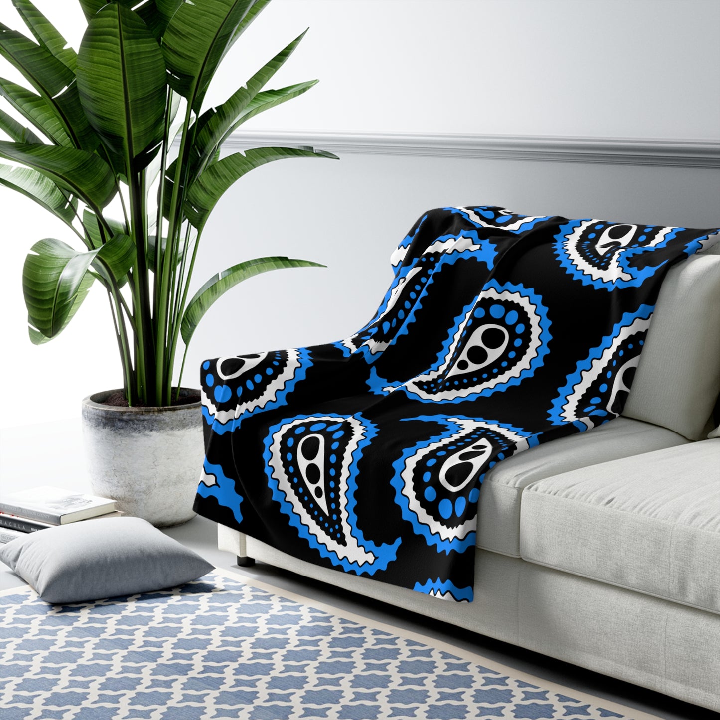 Estonia Retro Paisley Blanket Throw