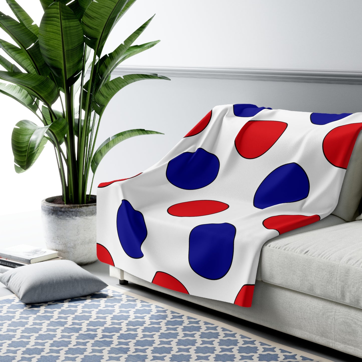 Saint Martin Retro Polka Dots Blanket Throw