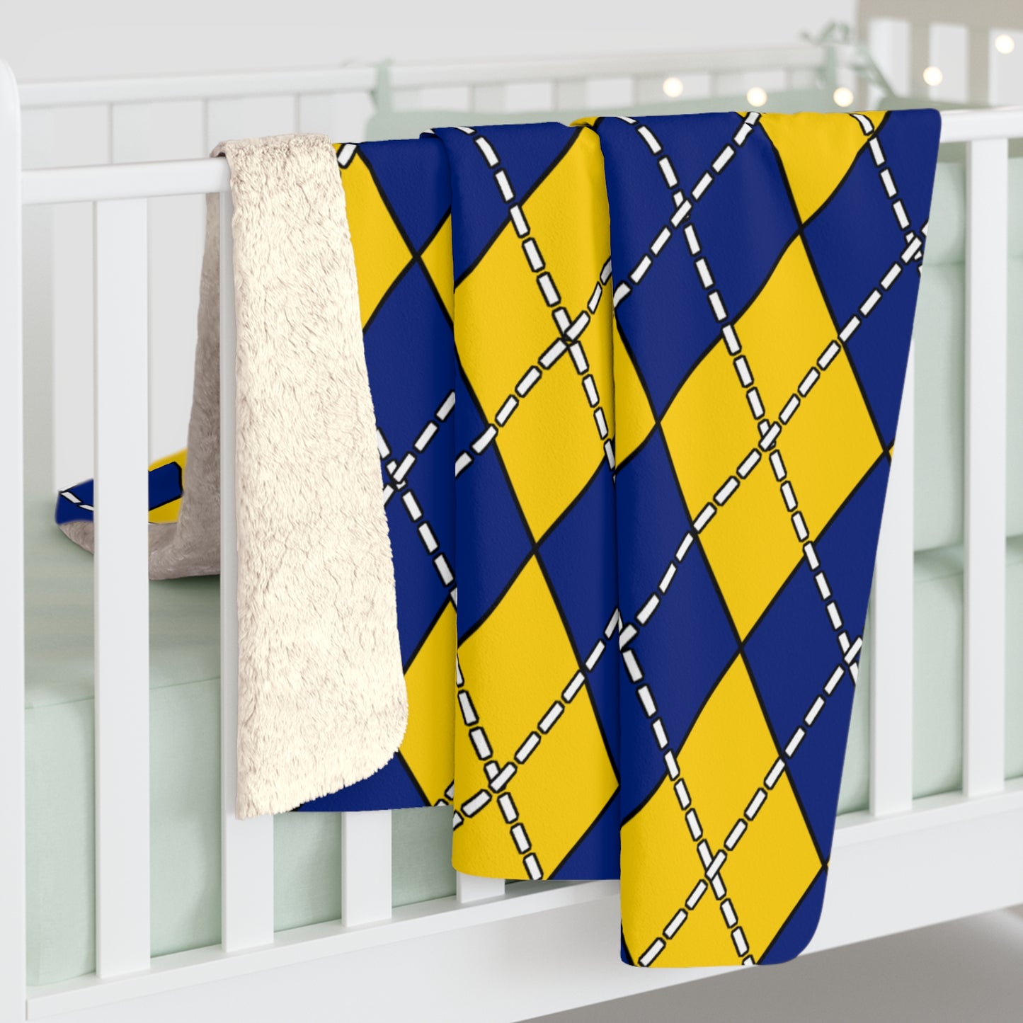 Tokelau Retro Argyle Blanket Throw