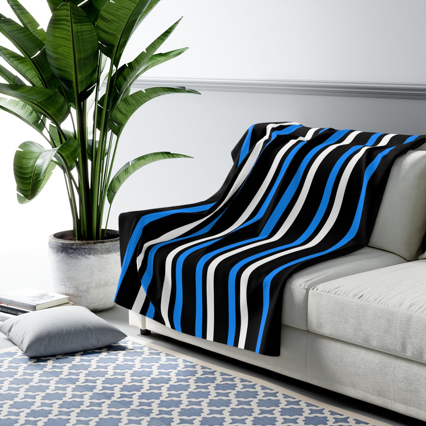 Estonia Retro Stripes Blanket Throw