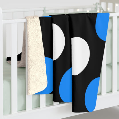Estonia Retro Polka Dots Blanket Throw