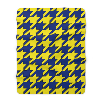 Curacao Retro Houndstooth Blanket Throw