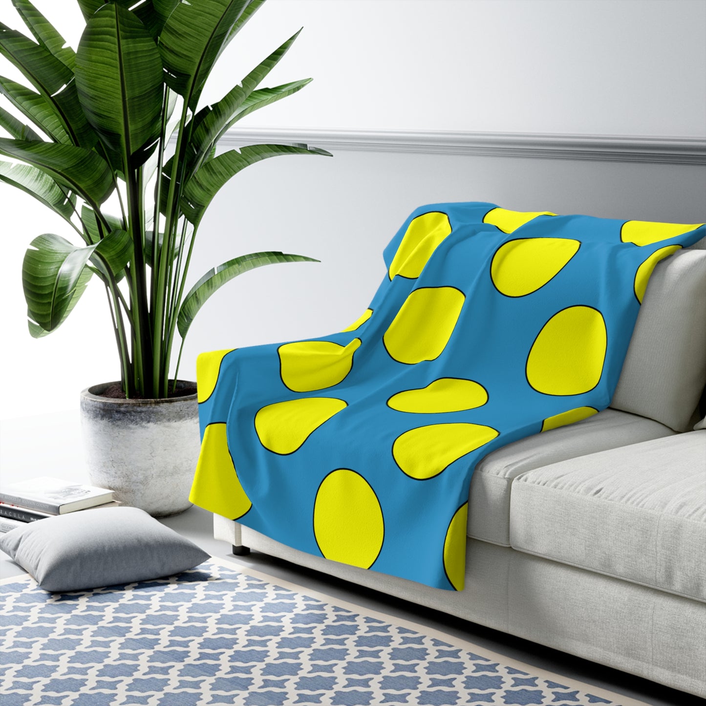 Aruba Retro Polka Dots Blanket Throw